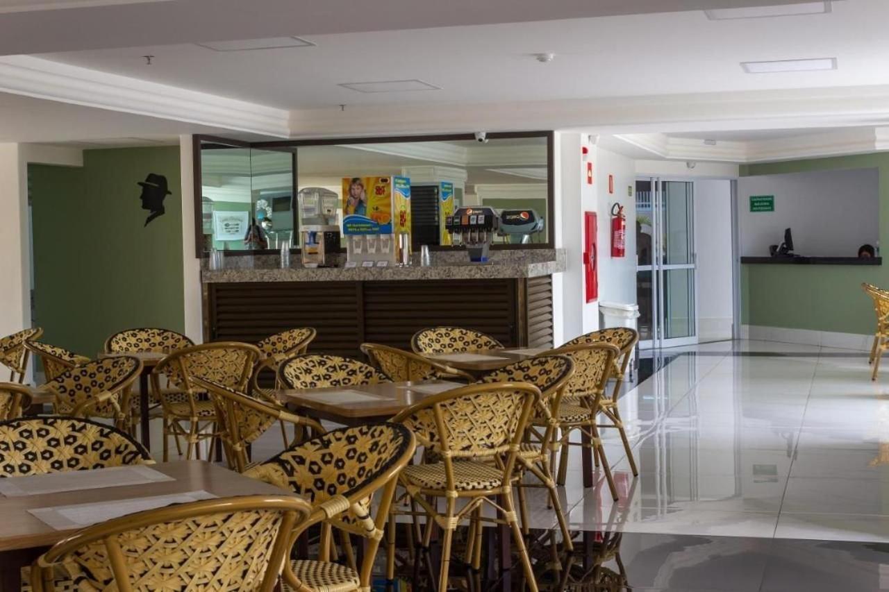 Piazza Diroma Com Acesso Ao Acqua Park Em Caldas Novas Extérieur photo