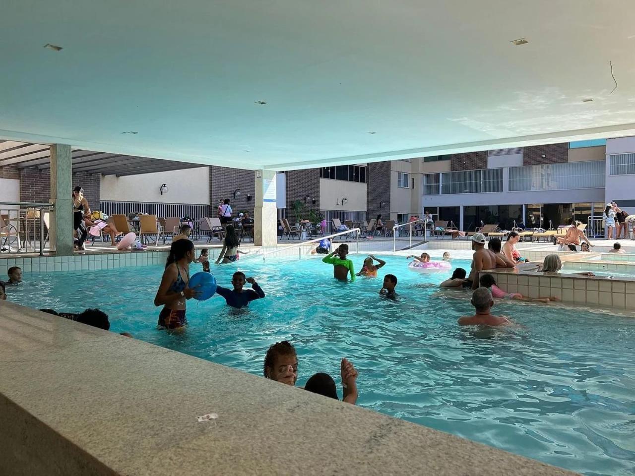 Piazza Diroma Com Acesso Ao Acqua Park Em Caldas Novas Extérieur photo
